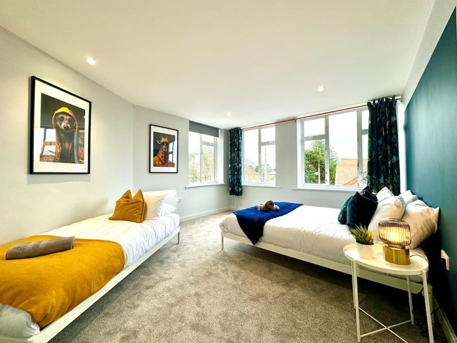 Bournemouth Getaway: 3Br Apartment Near Beach المظهر الخارجي الصورة
